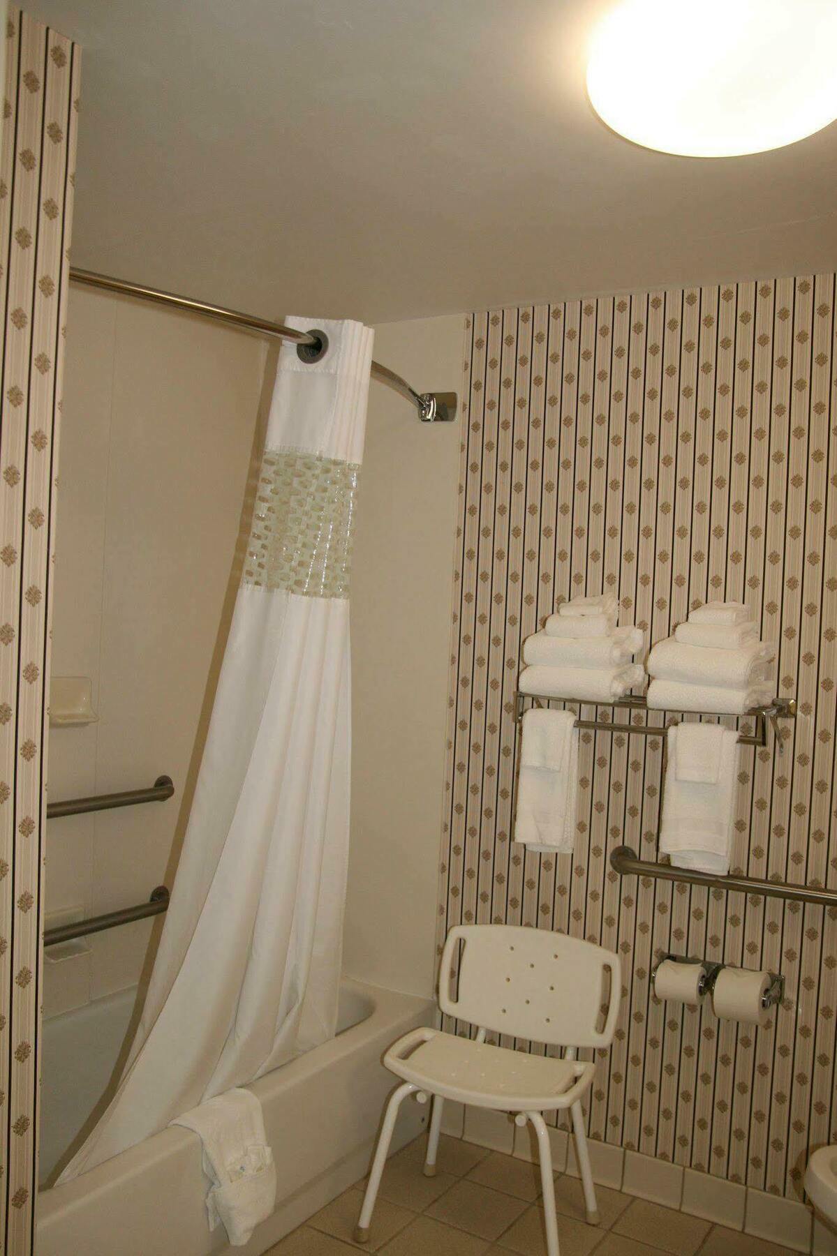 Hampton Inn Morganton Habitación foto